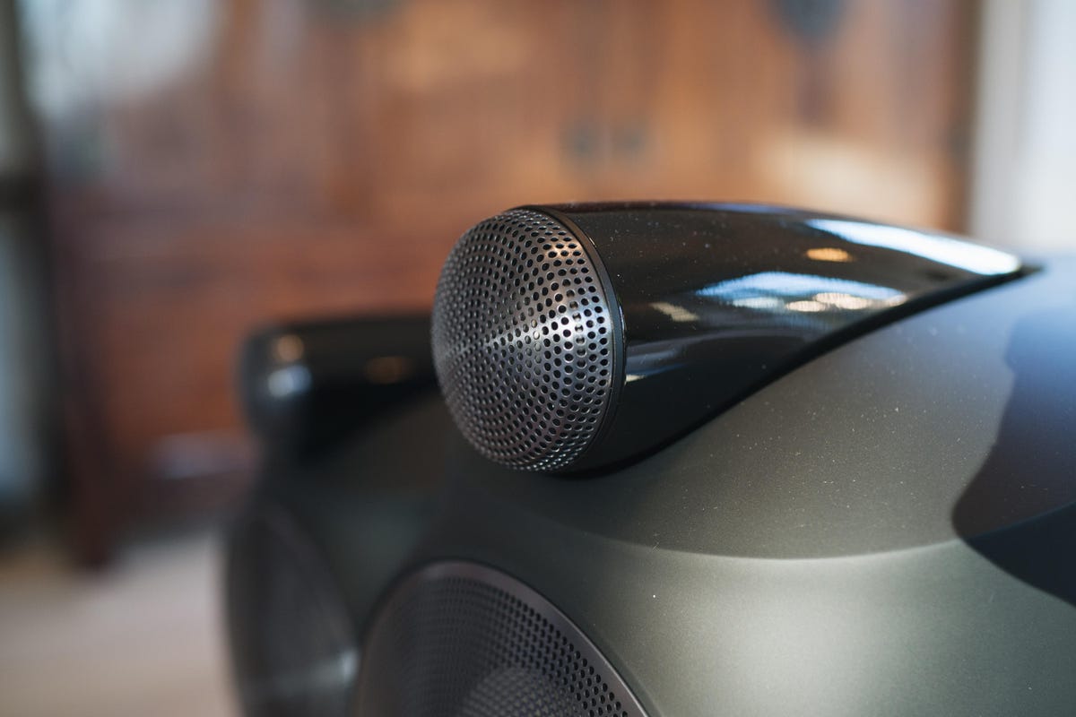 bowers-wilkins-2019-formation-duo-wedge-bar-bass-3