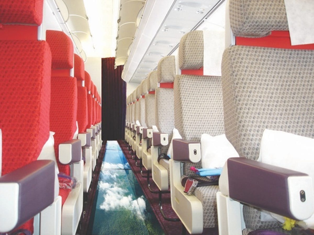 Virgin Atlantic glass-bottom plane