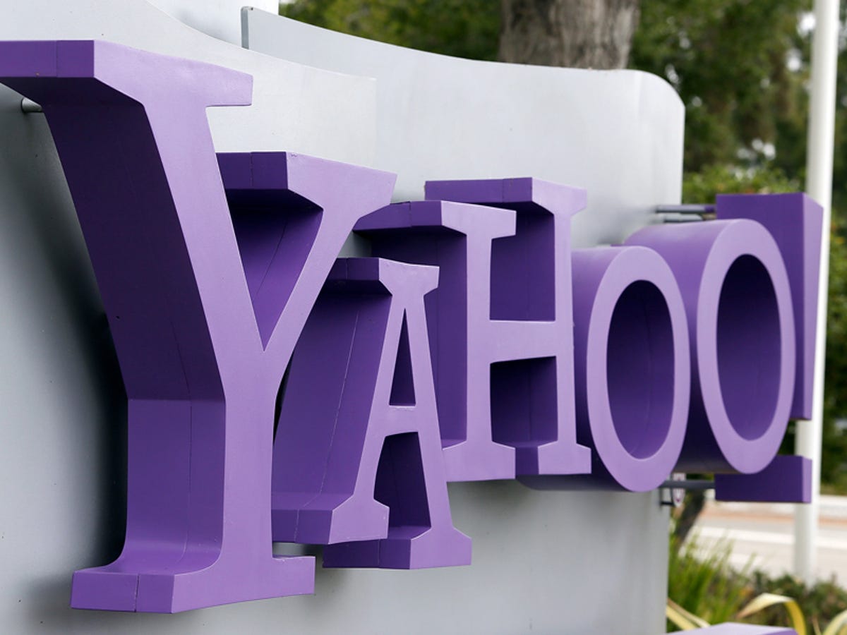 In a test, CNET was able to intercept and read Yahoo instant messages because the company has still not turned on encryption, at least 10 years after the security vulnerability became public.
