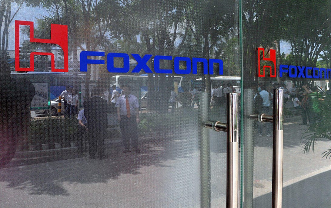 Foxconn, Apple’s main iPhone supplier, to reportedly slash .9B in costs