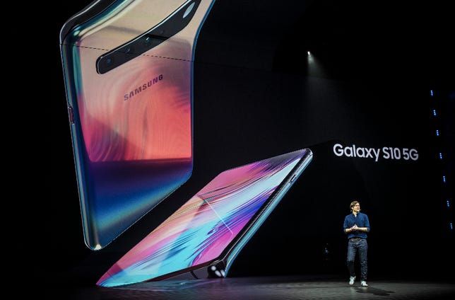 The Galaxy S10 5G on screen at Samsung's Unpacked event on February 20, 2019.