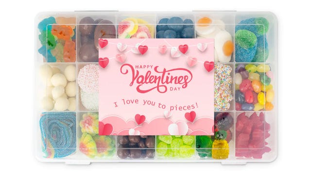 candycopia-valentines-day-tackle-box.png
