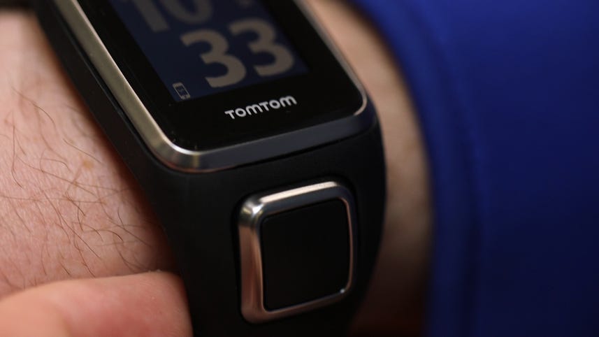 Golf-centric smartwatch from TomTom tracks your swings