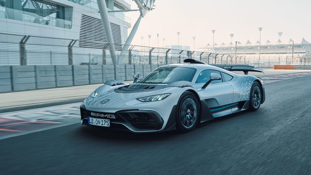 Production Mercedes-AMG One Is Finally Ready With 1,049-HP F1 Engine thumbnail