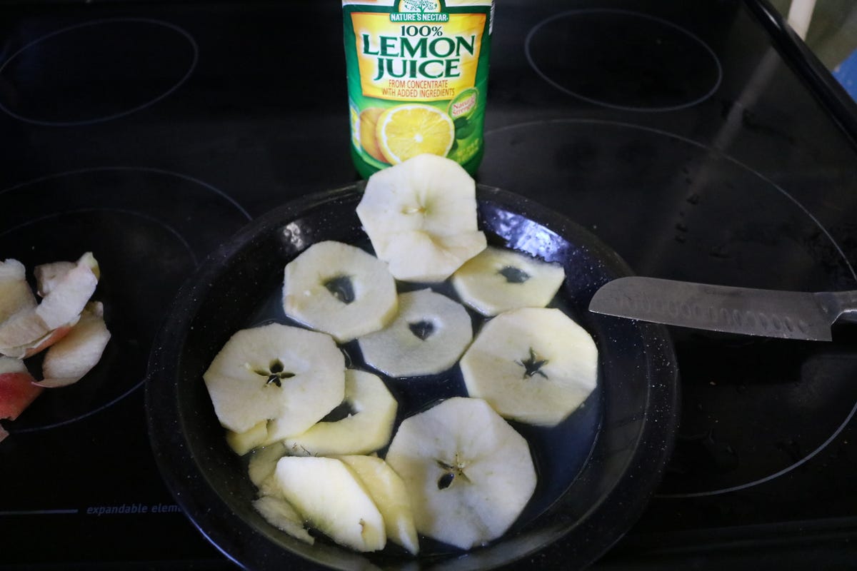 soaking-in-lemon-juice.jpg