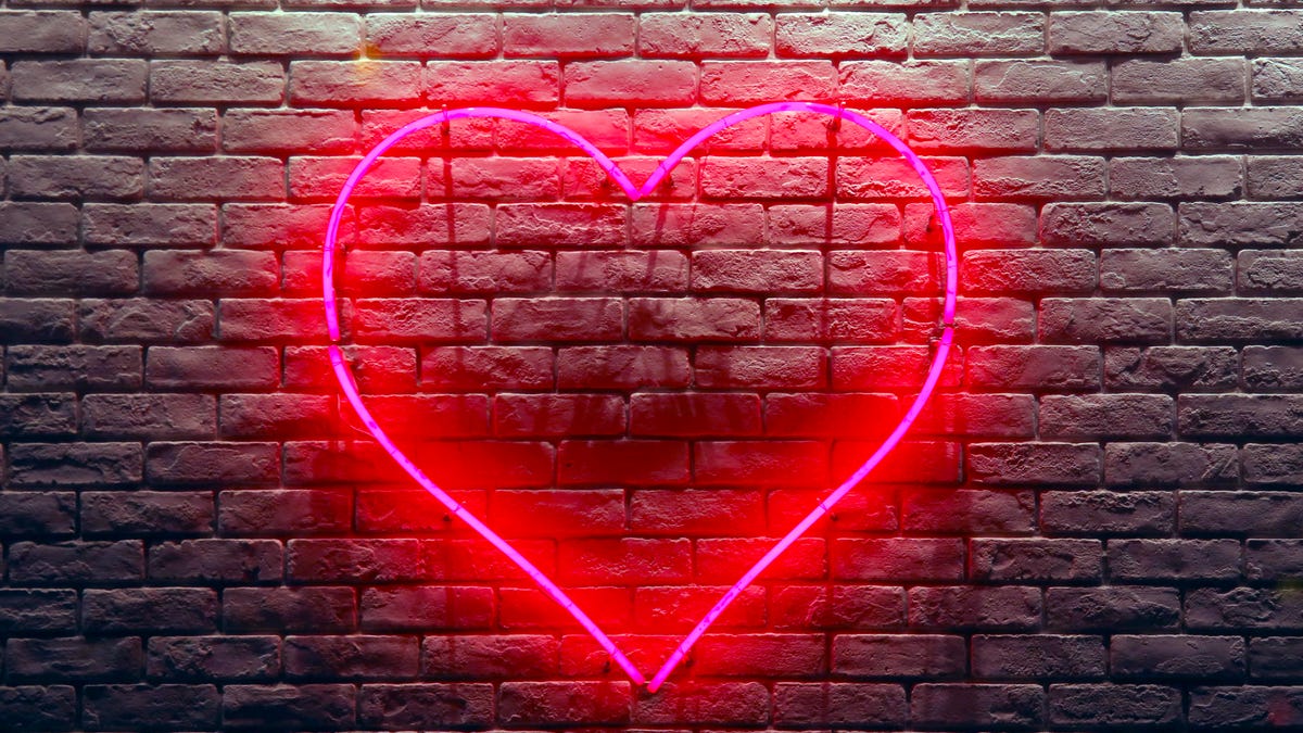 Red Heart Neon Light