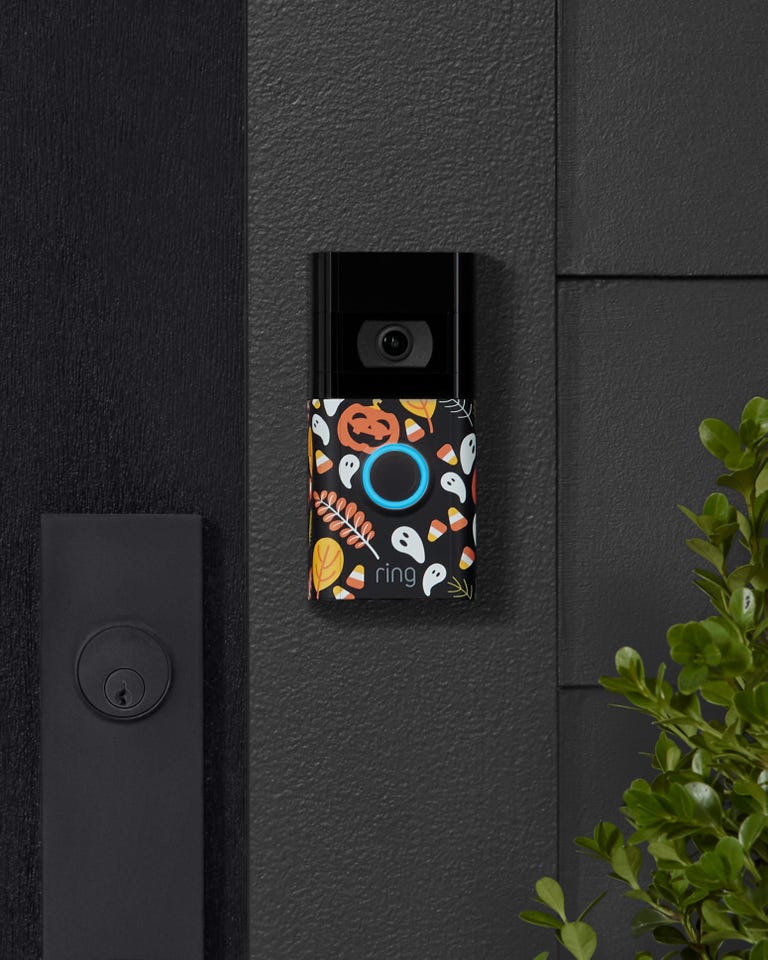 ring video doorbell 4 with halloween faceplate