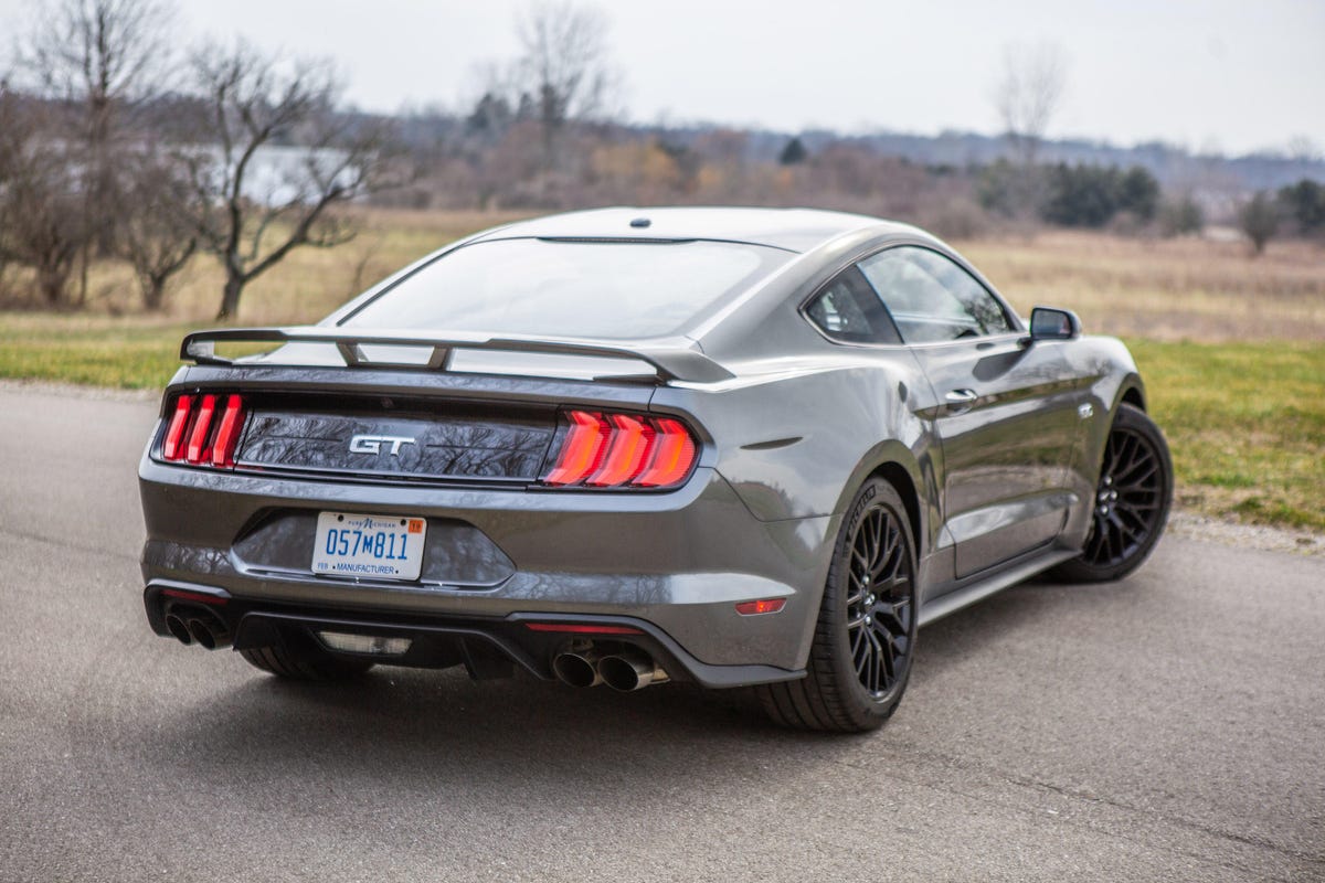 2018-ford-mustang-gt-63