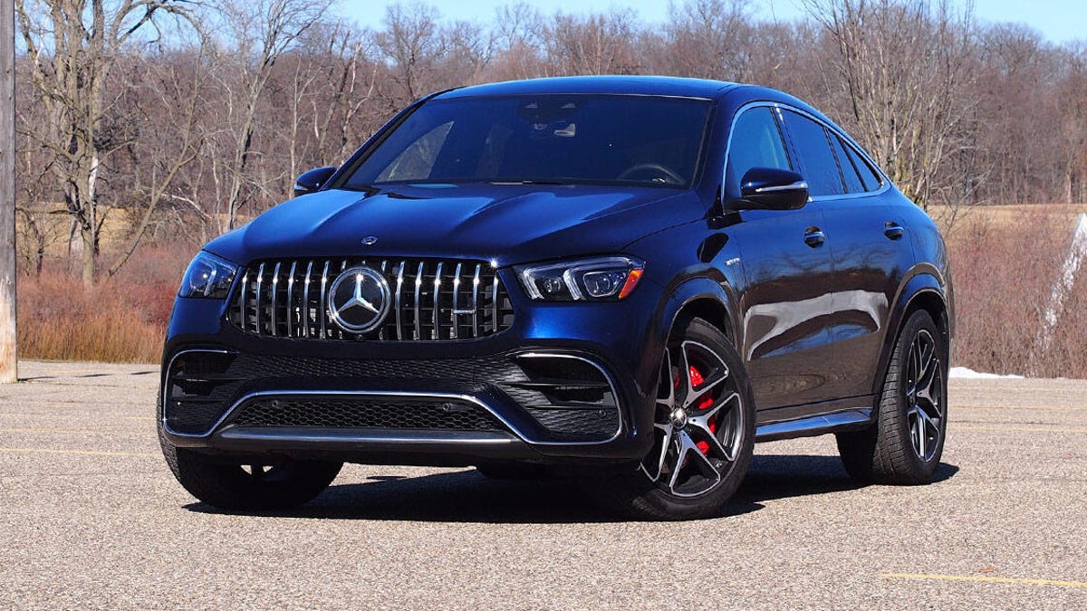 Snuggle up Street address Manchuria 2021 Mercedes-AMG GLE63 S Coupe review: Half-risen roof, full-fun drive -  CNET