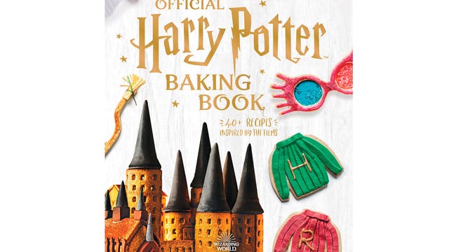 the-official-harry-potter-baking-book-cookbook-9781338285260-01-1