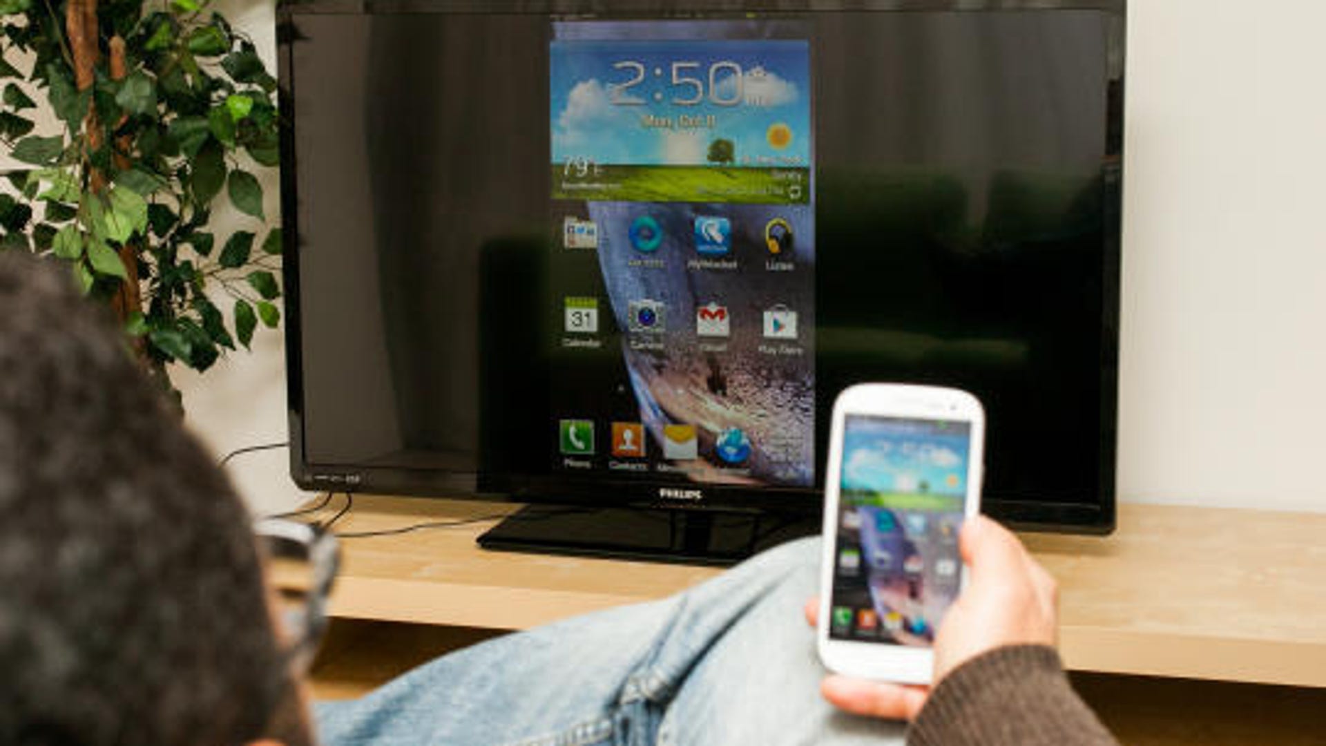 Samsung с телефона на телевизор как транслировать