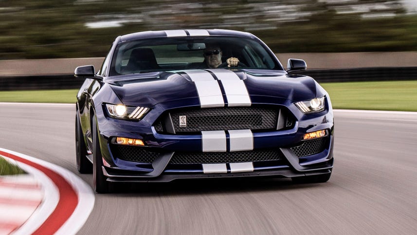 AutoComplete: Ford unveils 2019 Shelby GT350