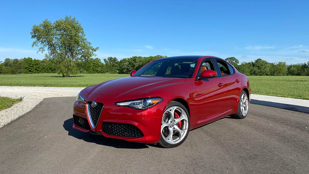 2021 Alfa Giulia 2.0T review: enthusiast's choice, to a fault - CNET