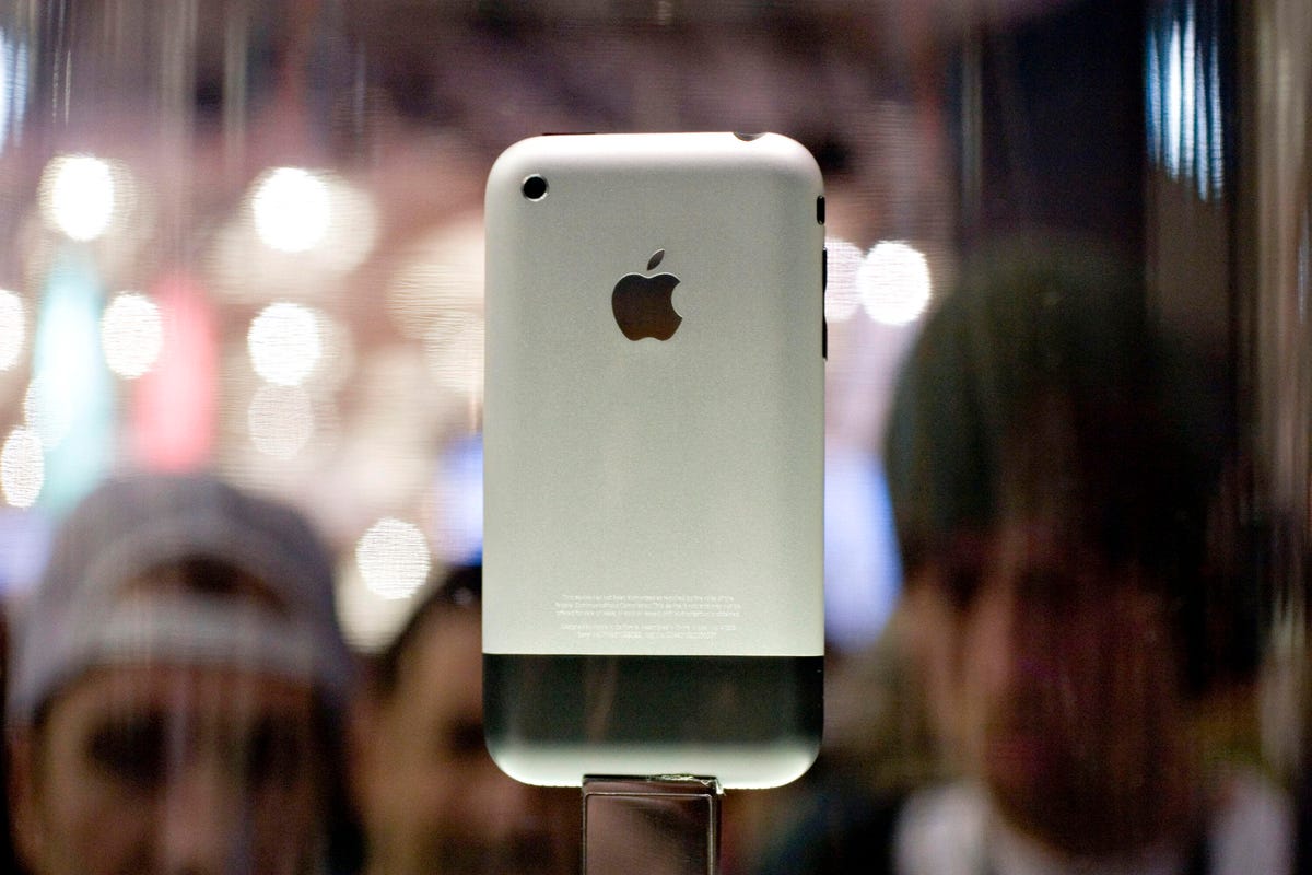 Apple iPhone on display in 2007