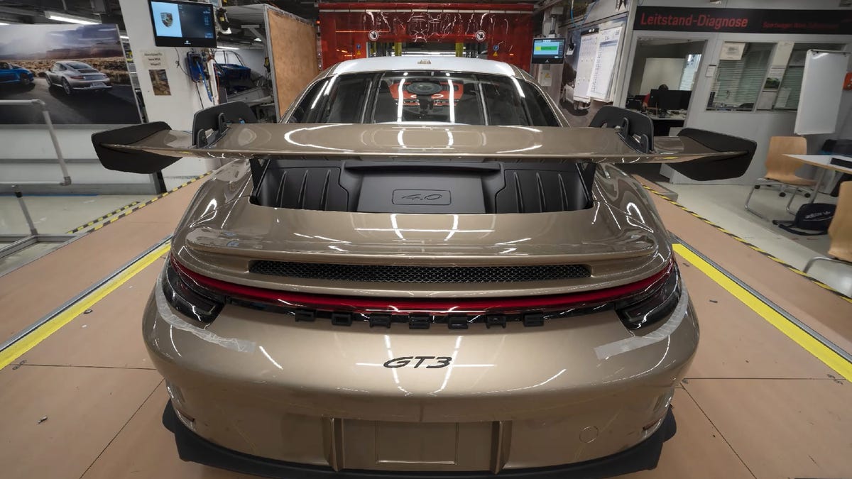 This Porsche 911 Custom Paint Job