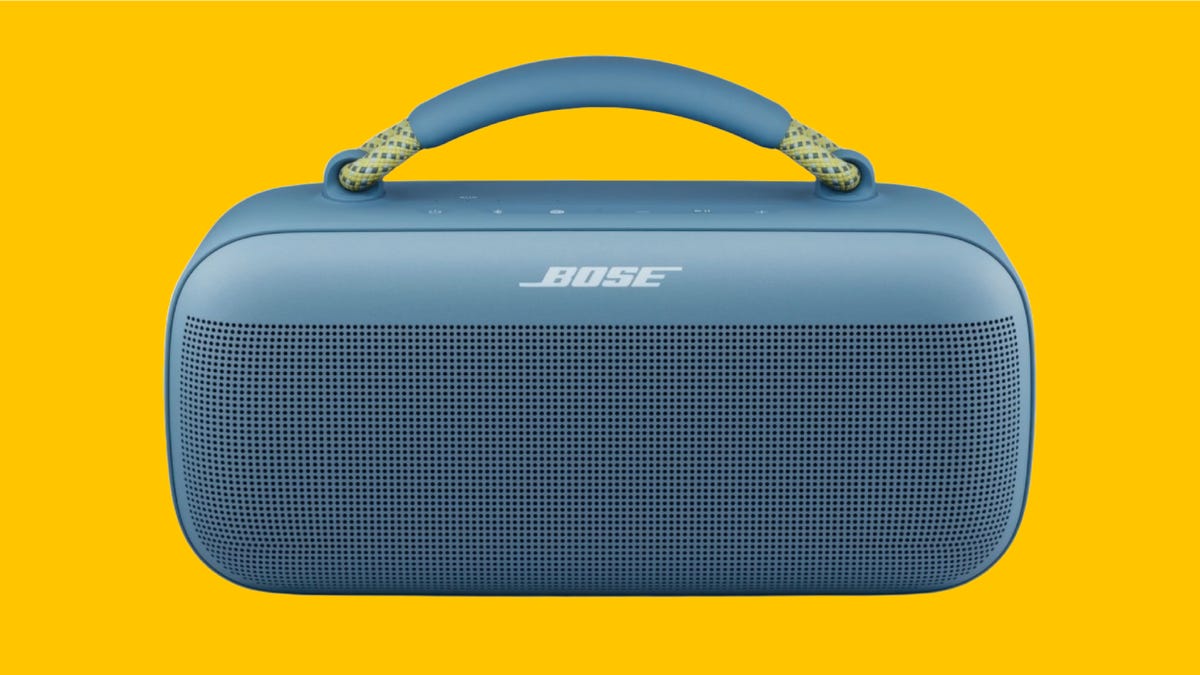 bose-soundlink-max-yellow-background2.png