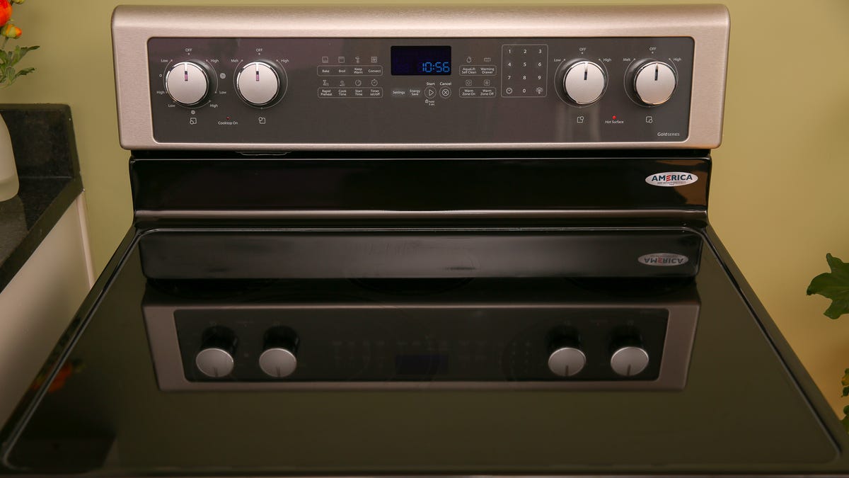 whirlpool-electric-range-wfe720h0as0-product-photos-2.jpg