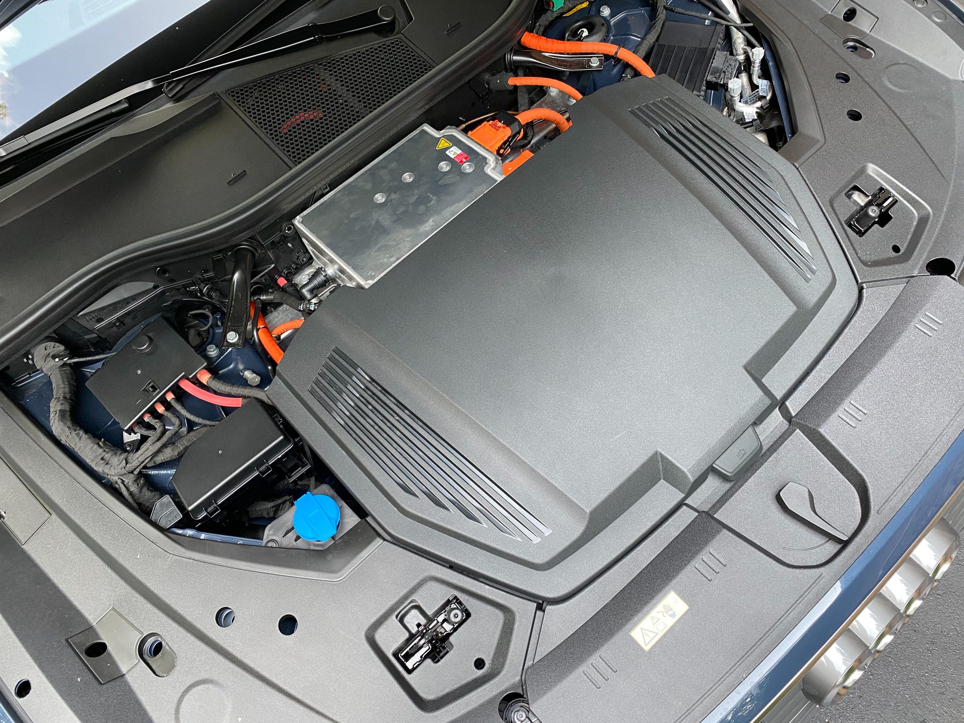 2020 Audi E-Tron Sportback under hood