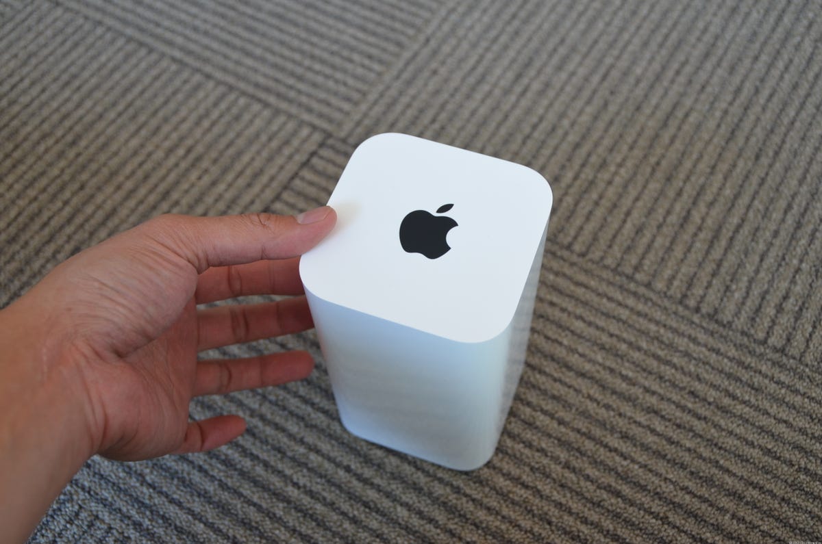Apple AirPort Capsule Fast Wi-Fi and backup for fans - CNET