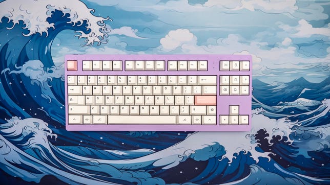 The Monokei Standard keyboard in lilac.