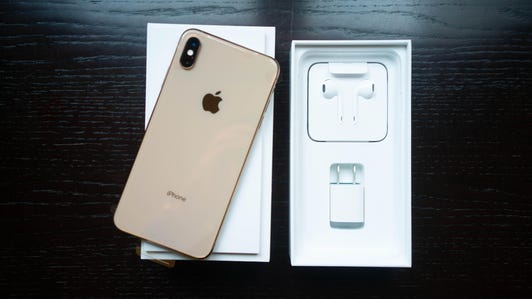 iphone-xs-max-unboxing-9