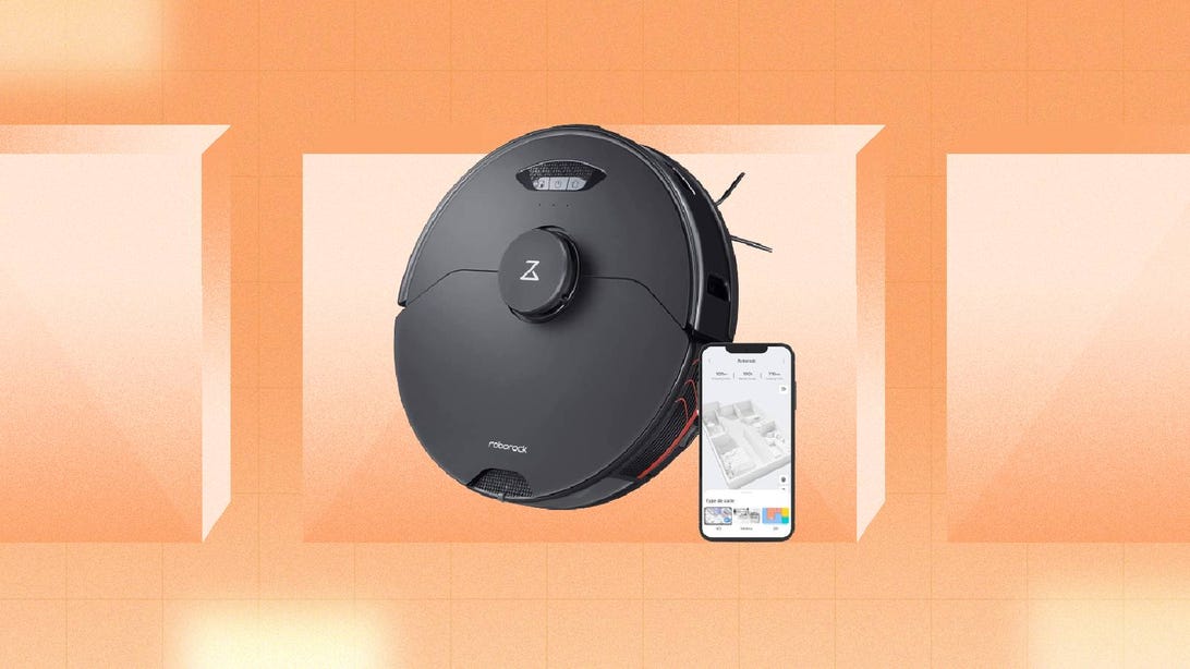 Roborock’s Powerful S7 MaxV Robot Vacuum Is a Great Bargain at Over $300 Off     – CNET