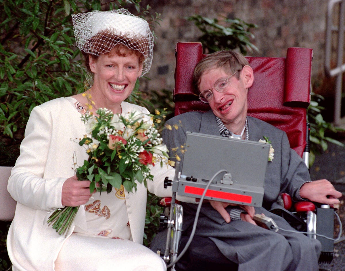 Stephen Hawking and Elaine Mason after their wedding