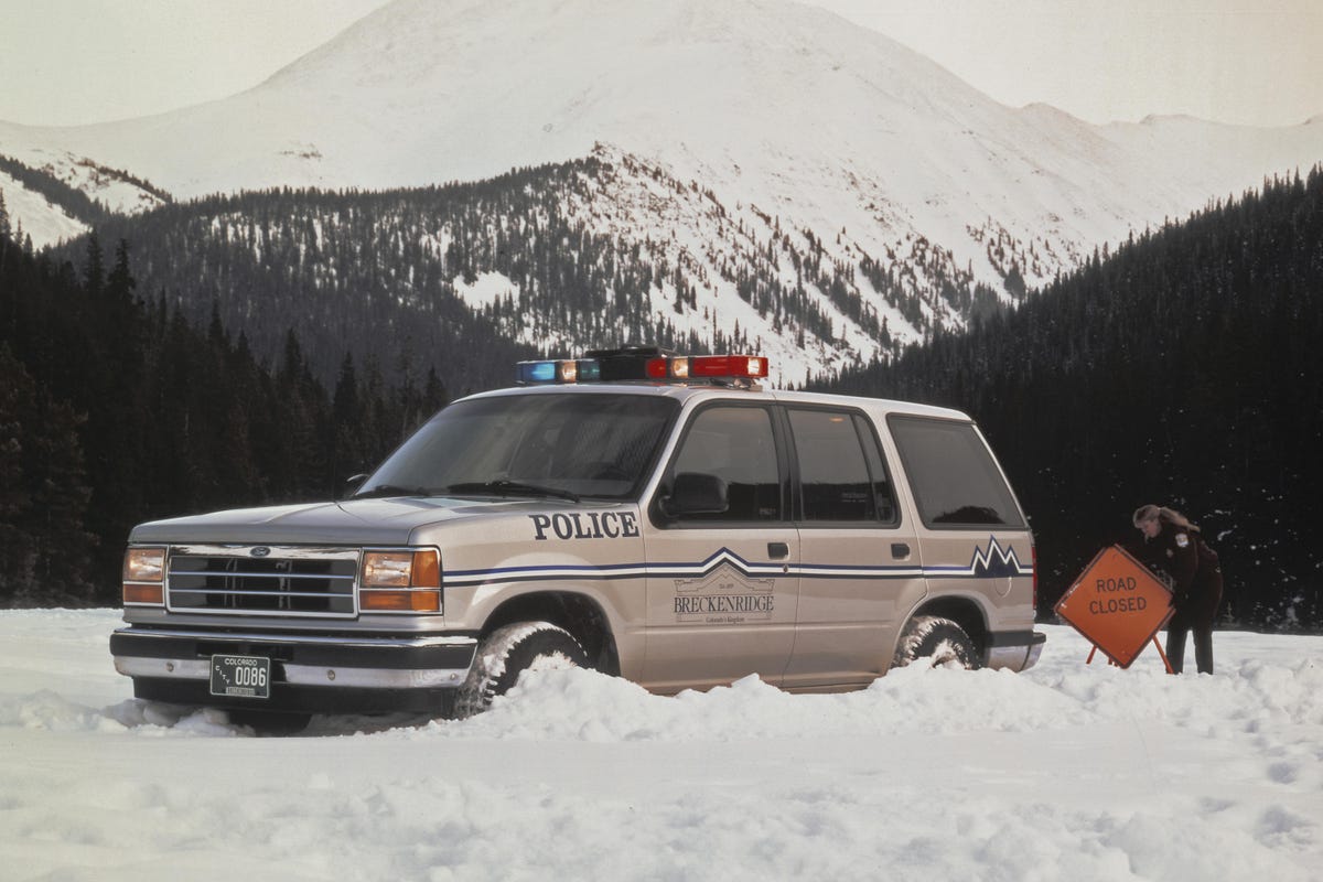 1993-ford-explorer-special-service-police-vehicle-1
