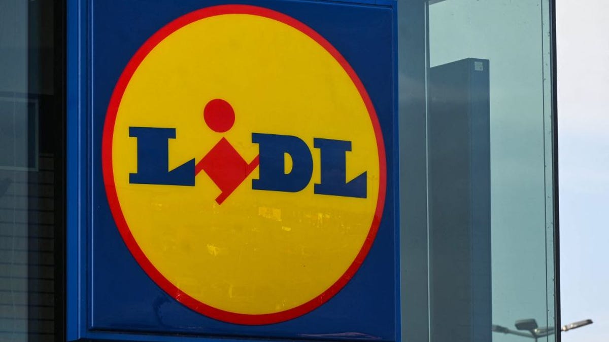 An image of a Lidl sign.