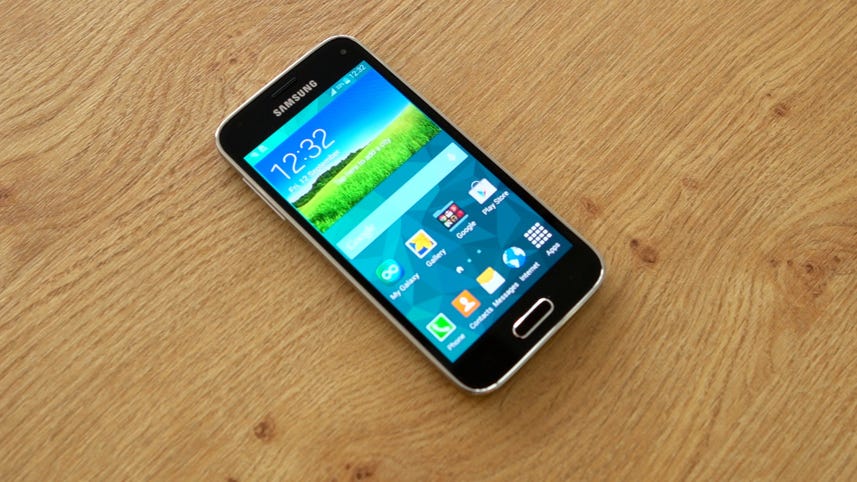 Samsung Galaxy S5 Mini flaunts flagship looks and compact body