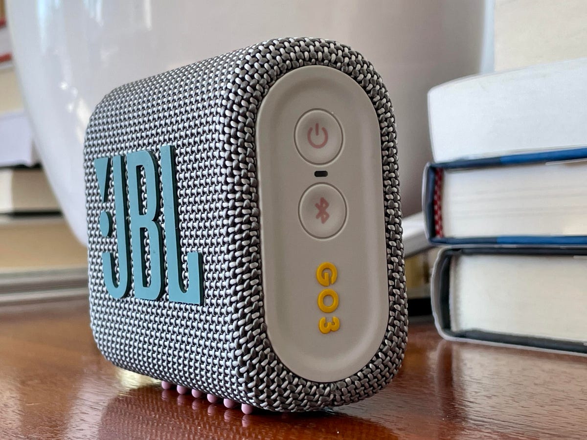 Alaska brysomme Tidsplan JBL Go 3 review: Tiny $40 Bluetooth speaker with big improvements - CNET