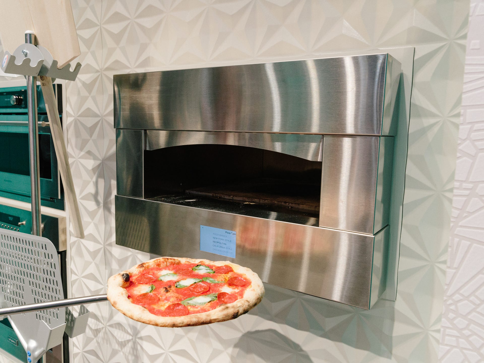 monogram-pizza-oven-product-photos-6.jpg
