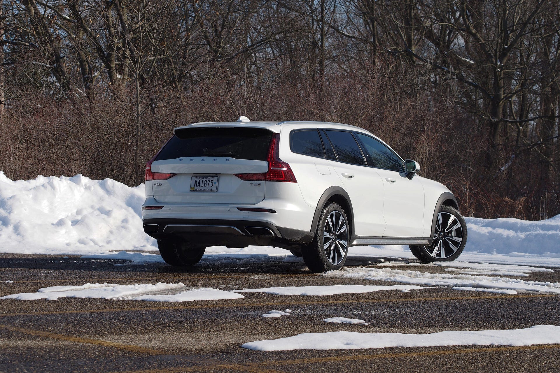 2021 Volvo V60 Cross Country T5 AWD - off-road