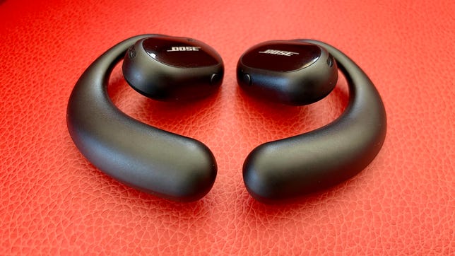 Best Earbuds for Running for 2022: Bone Conduction and More 26
