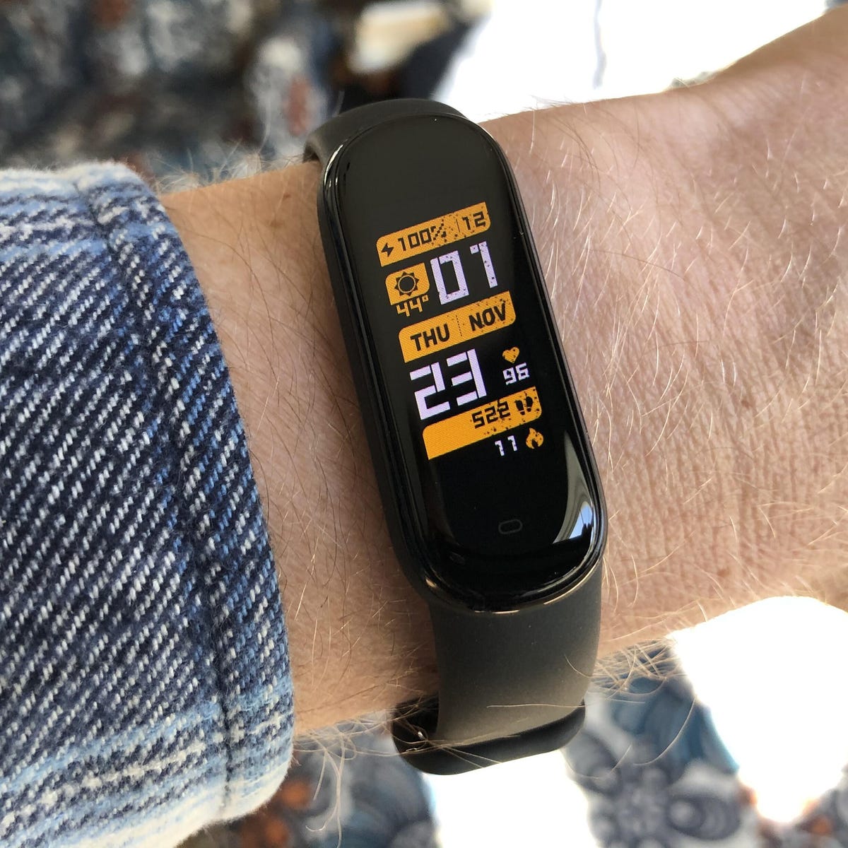 Got a wrist? Put the Amazfit Band 5 fitness tracker on it for $26 (Update:  Expired) - CNET