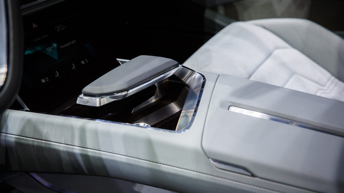 Audi E-tron Quattro concept