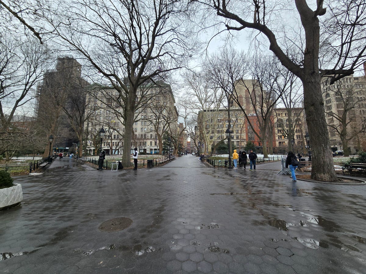 Washington Square Park shot on the Galaxy S24 Ultra
