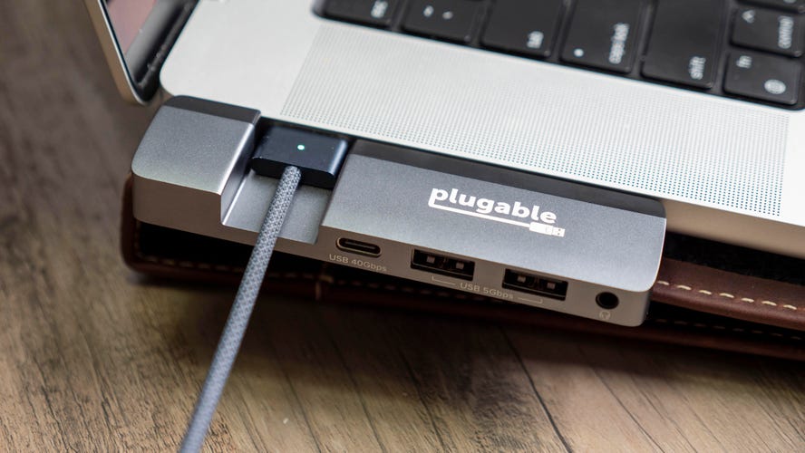 Plugable USB-C 11-in-1 Hub with Ethernet – Plugable Technologies