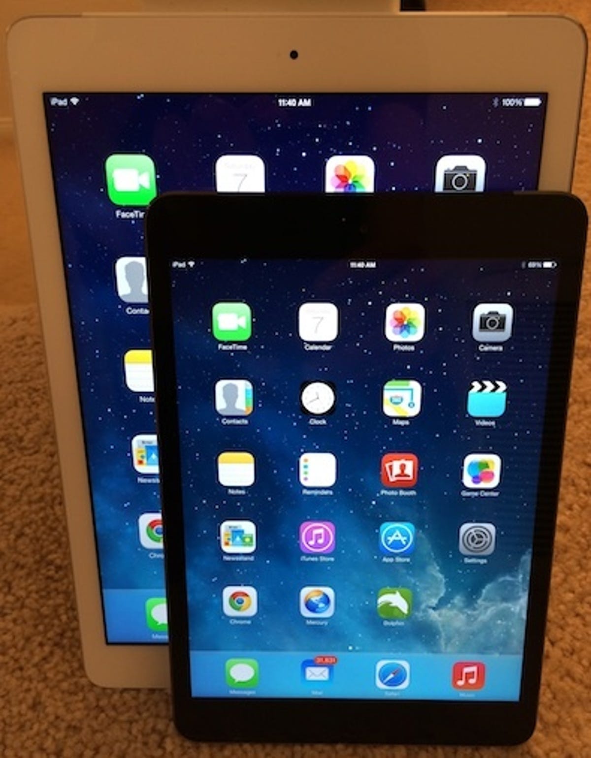 iPad Mini Retina (front) and iPad Air.