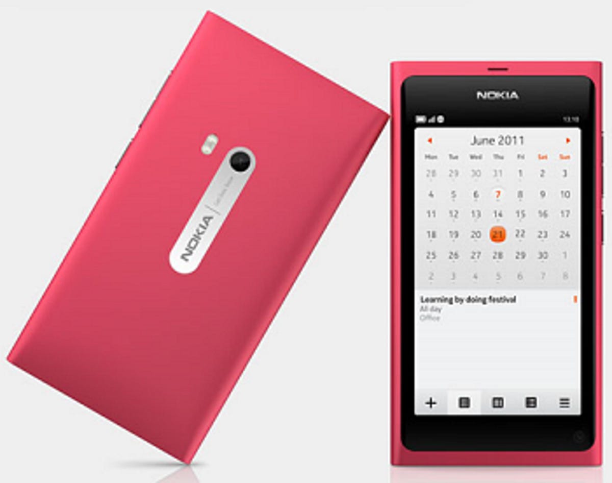 Nokia N9 in magenta
