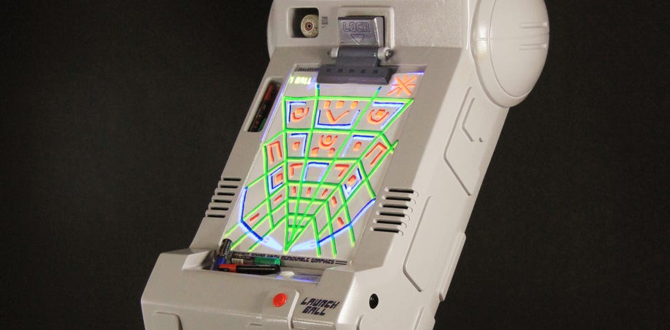 Use markers to design this interactive pinball machine's layout (Tomorrow Daily 344)
