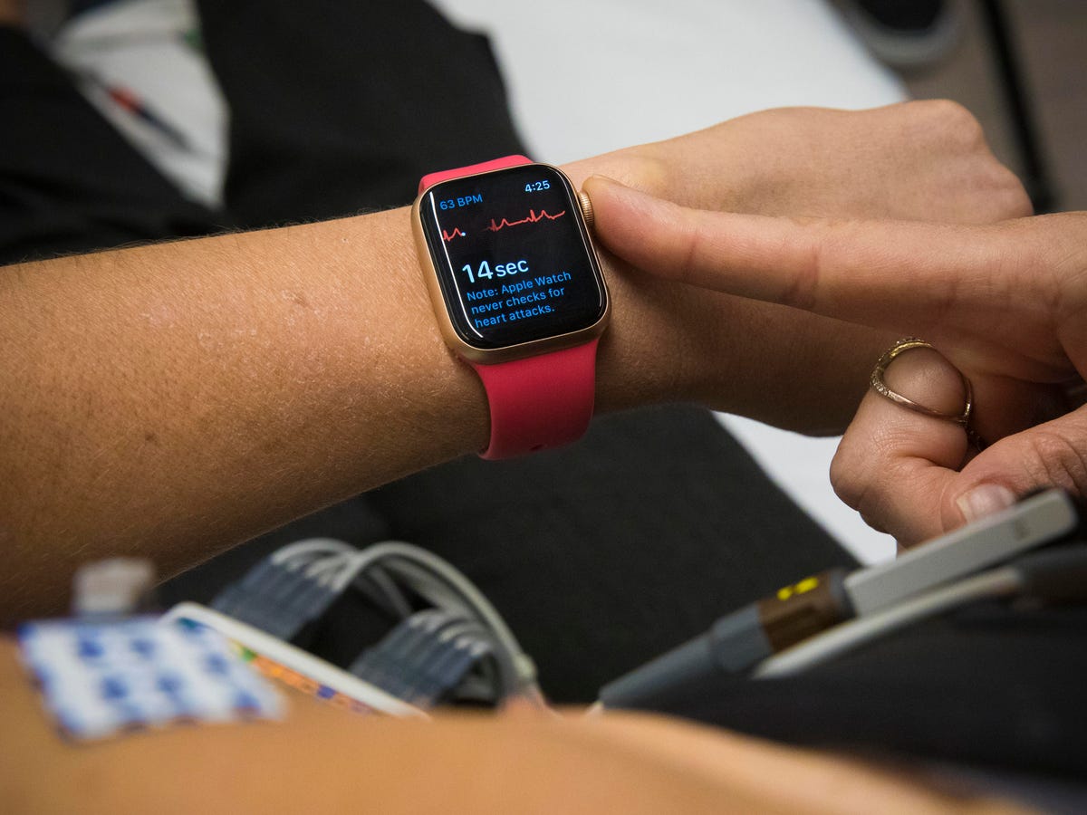 følelse permeabilitet Konsultation Apple Watch ECG vs. hospital EKG: Not the results I was expecting - CNET