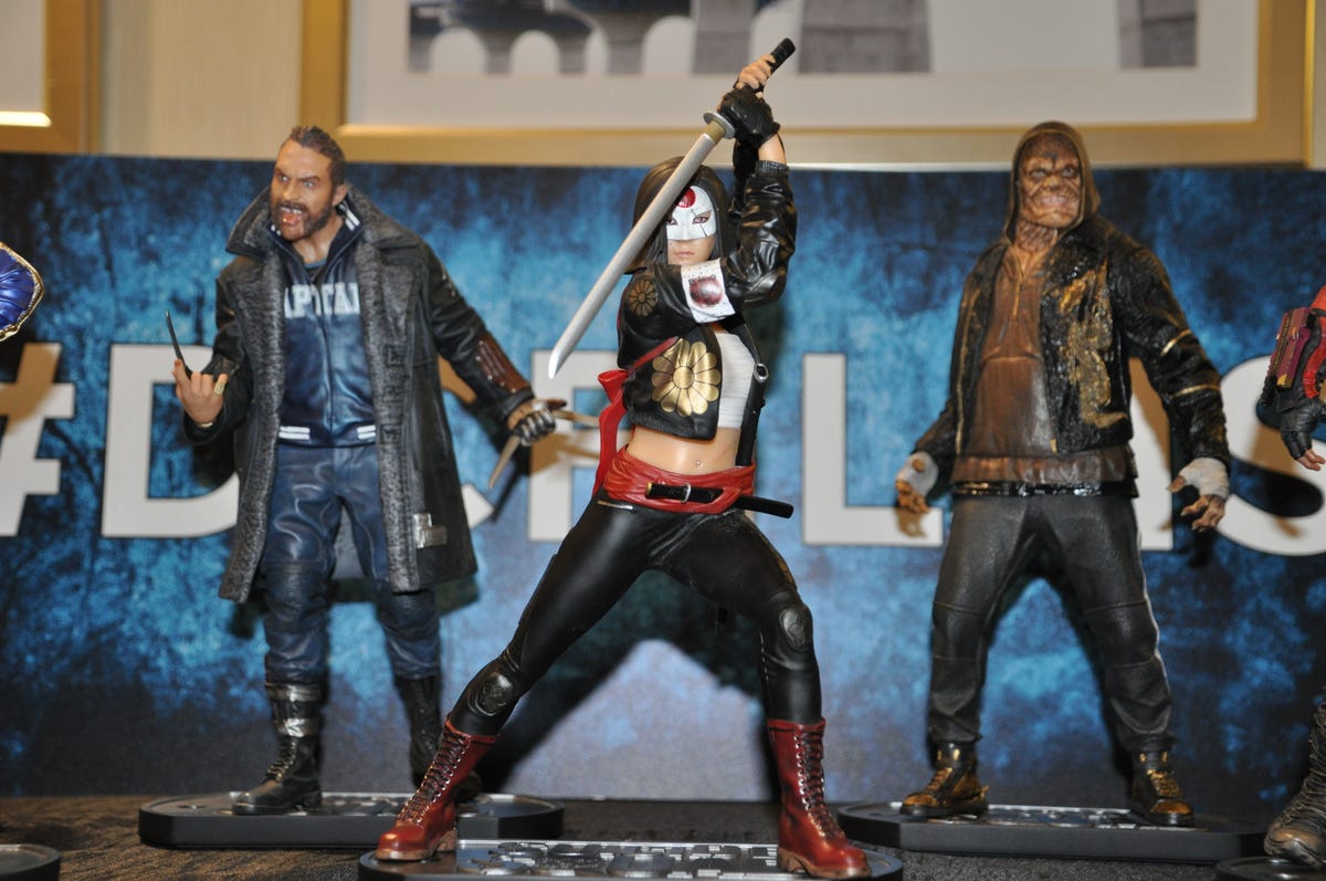 dc-collectibles-sdcc-20160381.jpg