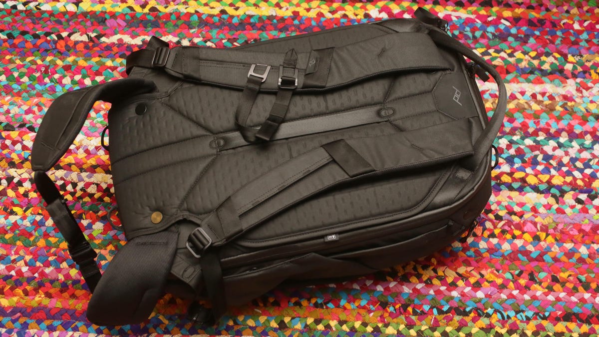 29-peak-design-travel-backpack-45l