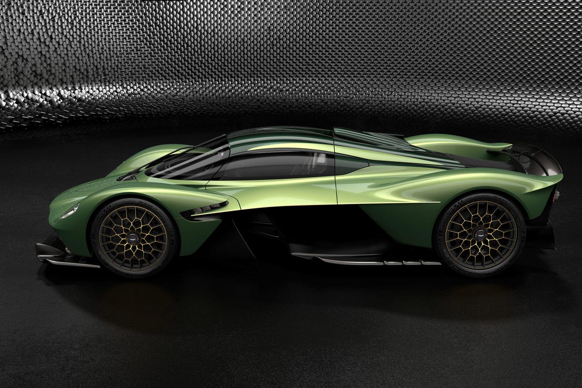 Aston Martin Valkyrie Mantis