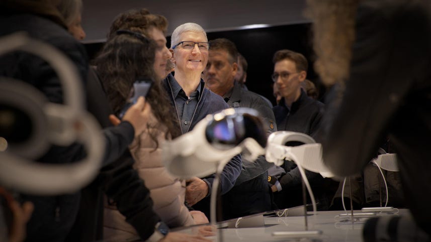Vision Pro Launch Day at NYC Apple Store (Tim Cook meets fans!)