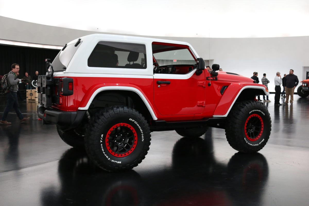 jeep-jeepster-concept-24