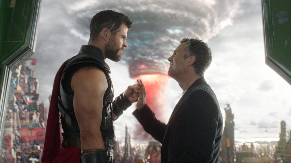 Thor: Ragnarok will hilariously rock your world - CNET