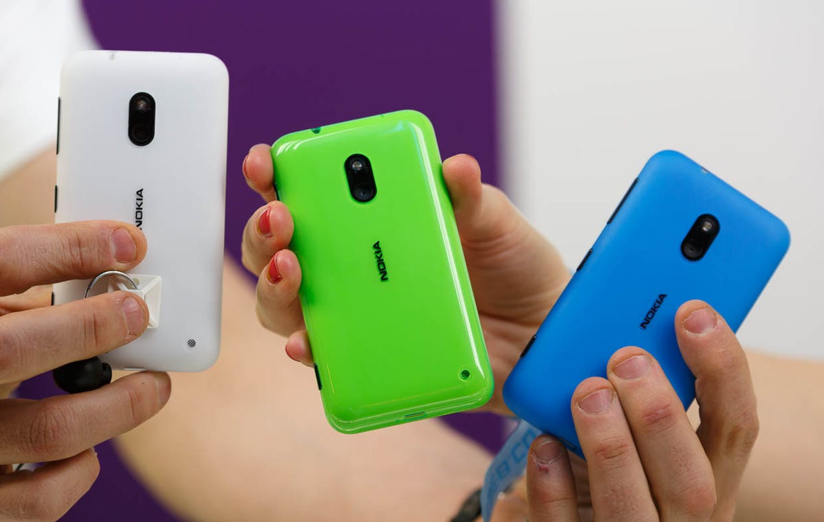 The Lumia 620 comes in more traditional Nokia Windows smartphone colors like cyan, yellow, and magenta.