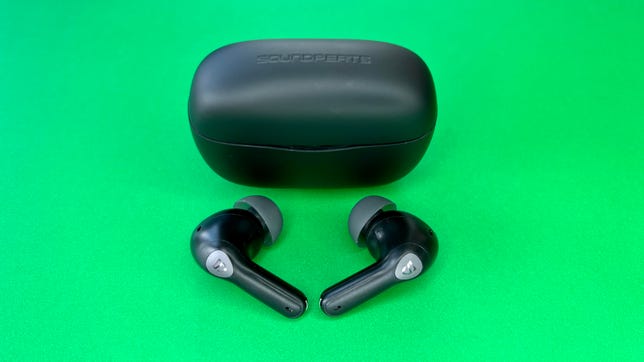 Best Cheap Wireless Earbuds for 2022: Great Budget Picks 15